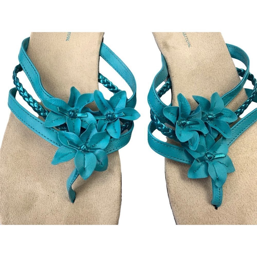 Croft& Barrow Women's Turquoise Sandals - Picture 3 of 4